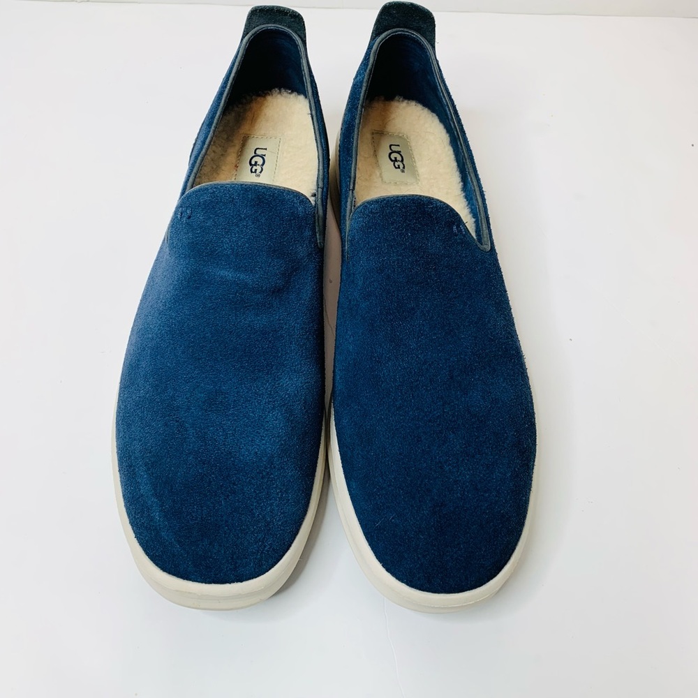 UGG Sheepskin Boots - Navy Color